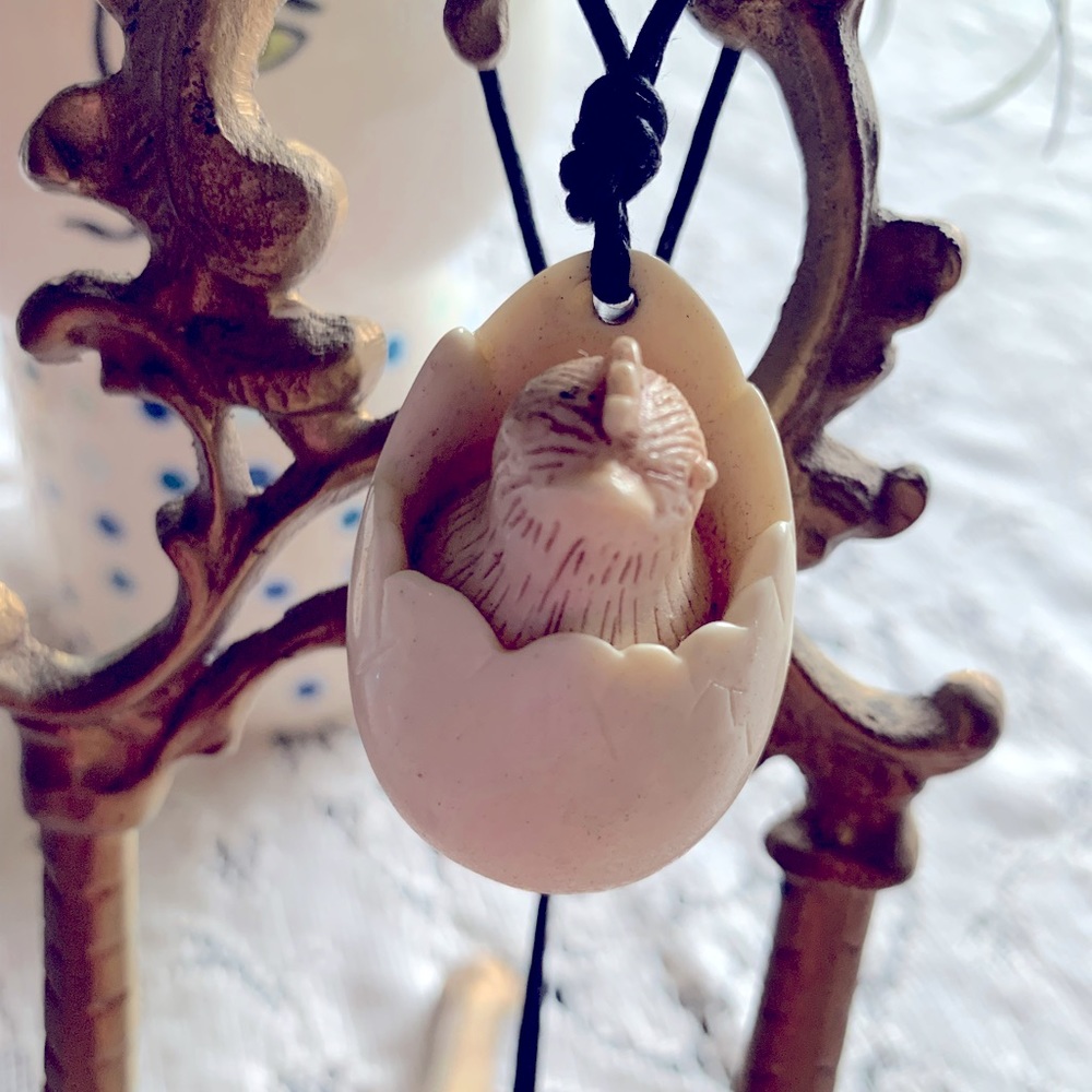 Vintage Razza chick hatched 🐣 in his shell necklace